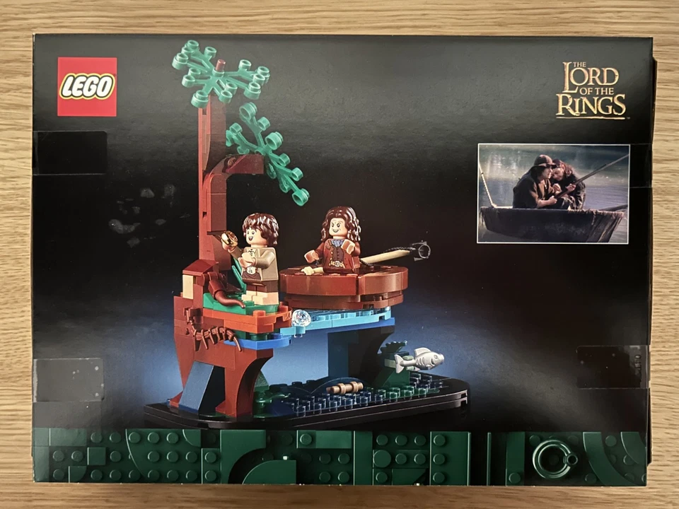 LEGO 10354 + 40761 The Lord of The Rings: The Shire / Smeagol & Deagol - New Set - Image 4 of 4