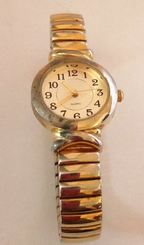 M.Z Berger Women's Watch Gold Tone Vintage Quartz 12 Hour Dial - Picture 5 of 20