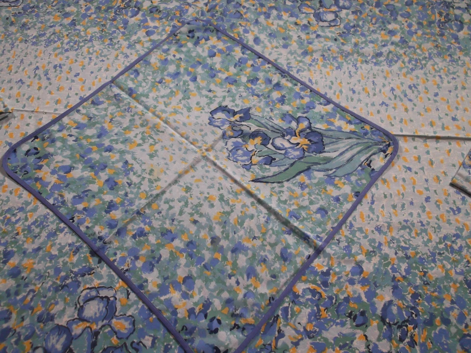 Service de table 12 couverts Anne de Solène "iris bleus"  - nappe 3m00 x 1m60 - Photo 4/4