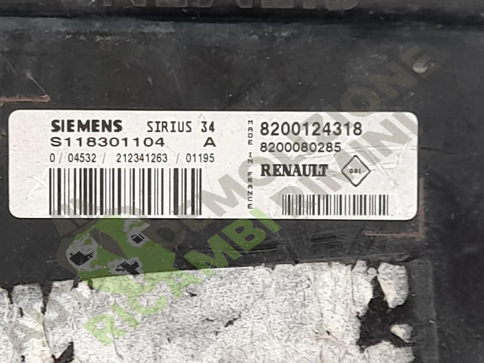 K4M700 CENTRALINA INIEZIONE RENAULT SCÉNIC «I» (2000) 1.6, 16v. Multispace, 5... - Immagine 2 di 3