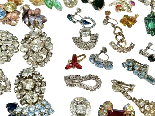 Vintage 105 Teile Strass Einzel Ohrring Lot Signiert Unsigniert Mehrfarbig - Bild 17 von 24