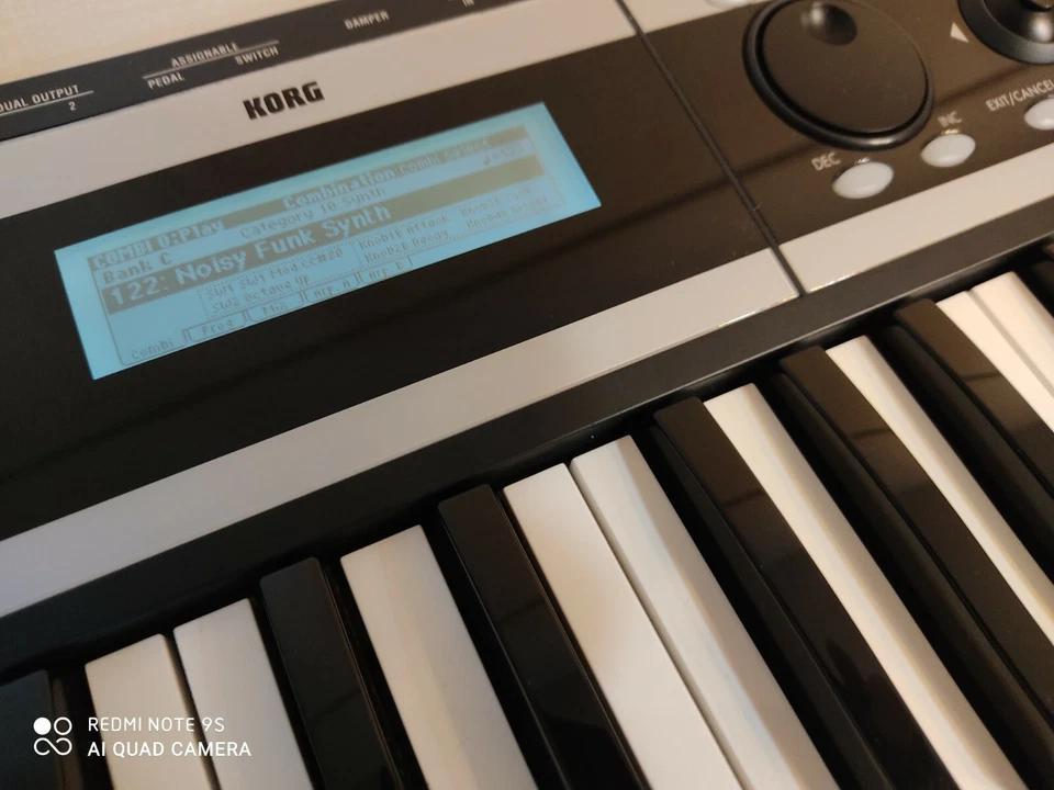 Korg X50 61-Tasten Musik Synthesizer Keyboard - Bild 2 von 4