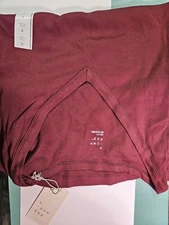 Womens T Shirts A New Day Size MEDIUM Burgundy Long Sleeve V-Neck Fitted