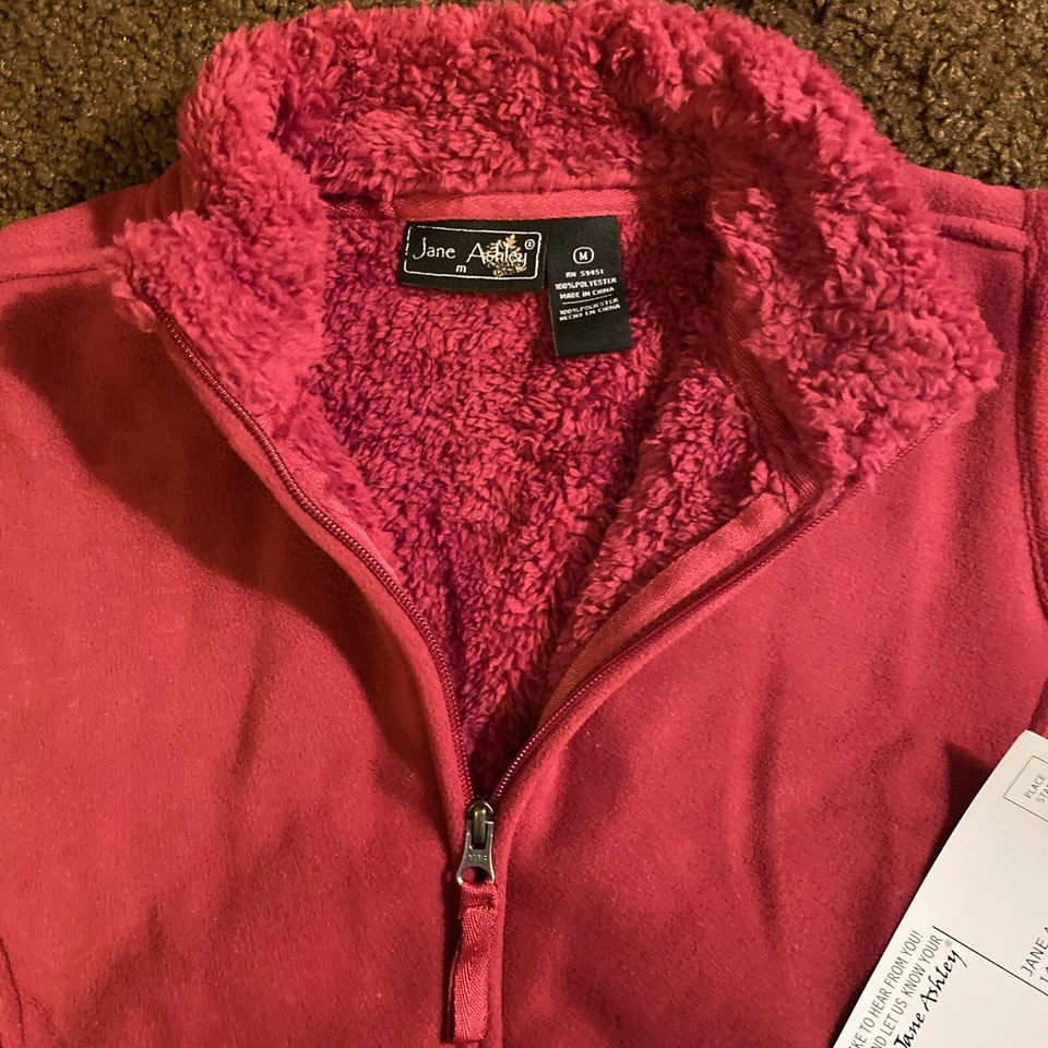 NEW Jane Ashley Sherpa Fleece Vest Woman’s Medium Zip Up Pockets Pink Red NWT - Image 4 of 4