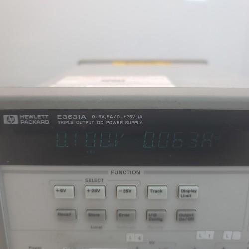 HP E3631A 0-6V,5A/0-+/-25V 1A Triple Output DC Power Supply - Picture 4 of 10