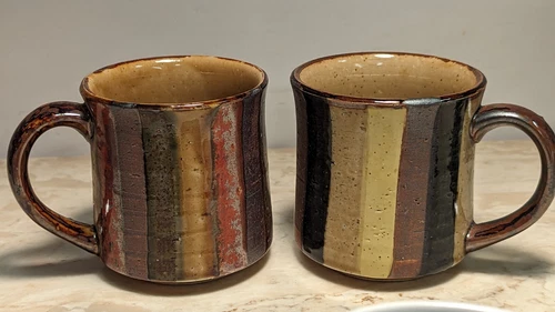 New 2 Mid Century Modern Coffee Mugs MOC Japan NOS Stoneware Stripe Iridescent