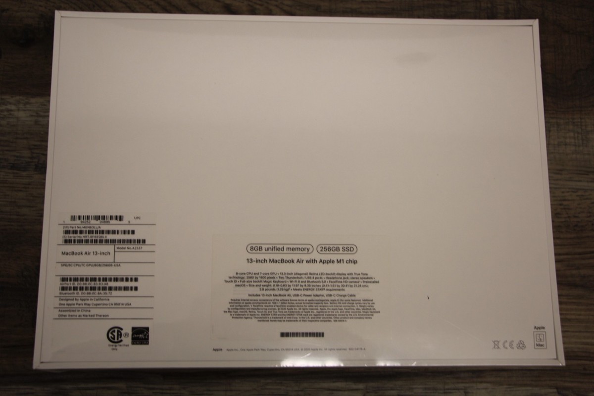 Apple MacBook Air 13 in 2020 Space Gray/Apple M1 3.2 GHz, 256 GB 8