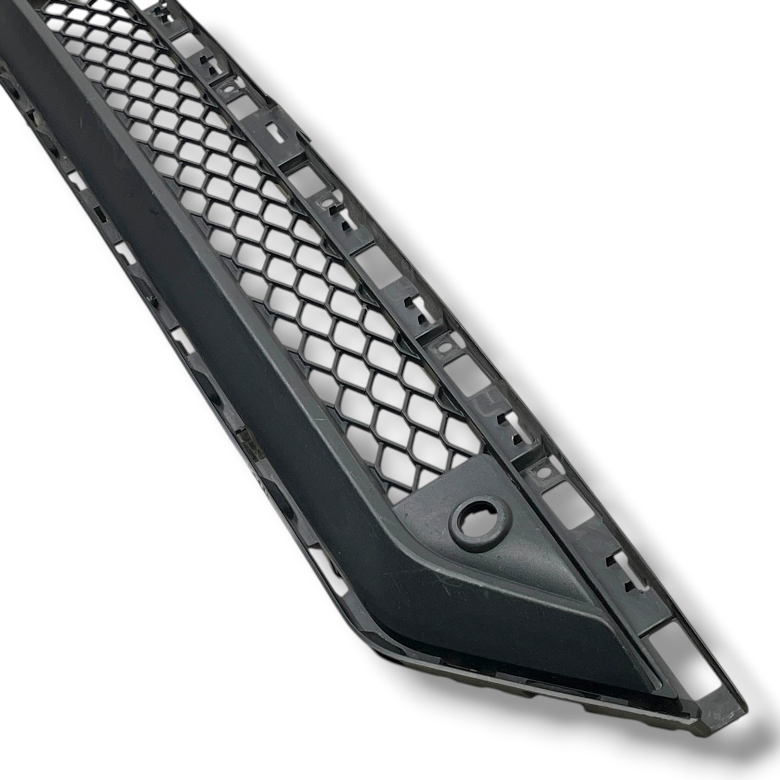 Maserati Grecale 2022-2025 Front lower bumper grille OEM 670170802