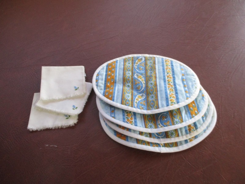 AMERICAN GIRL PLACEMATS AND NAPKINS SET OF 4