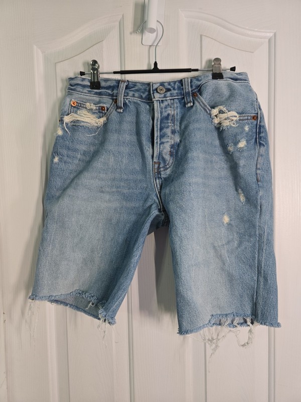 Abercrombie & Fitch Short jeans women size 28/6R, Mesa LOW rise Slim Boyfriend