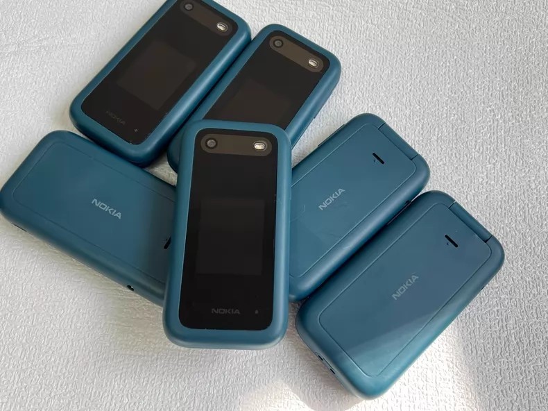 Nokia 2660 Flip - 128 MB - Blue (Unlocked) for sale online | eBay