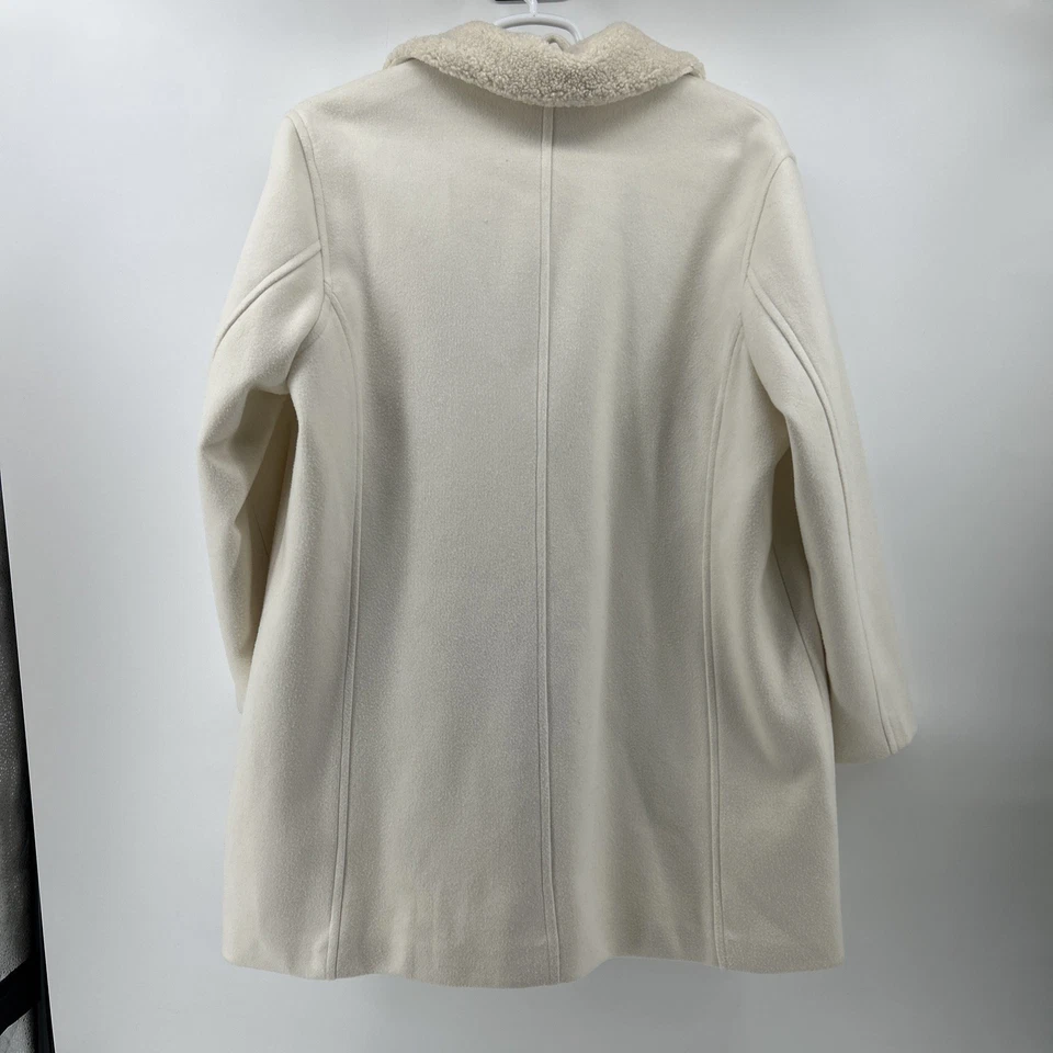 Old Navy Coat Jacket Women’s XXL Plus 2XL Winter White Wool Blend Zip Faux Fur - Image 4 of 4