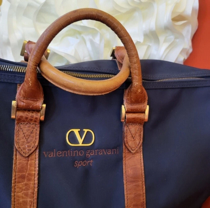 Autêntico Bolsa Valentino Garavani azul/marrom Boston Weekender. - Imagem 3 de 4