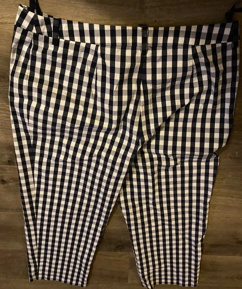 Usado en Excelente Condición Jones New York Elastizado Deportivo Mujer Azul y Blanco Cuadros Capris Talla 8 Foto 4 de 4
