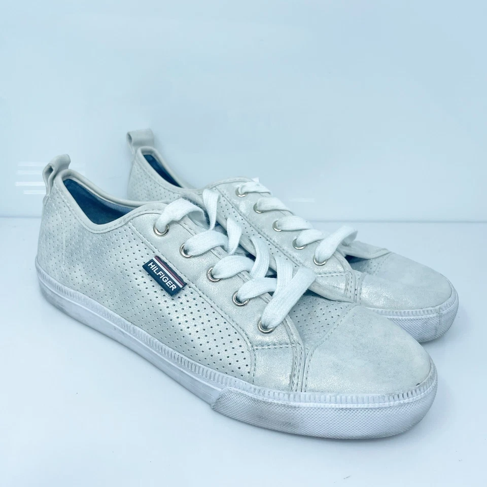 Tommy Hilfiger Niños Laniel Gris Con cordones Parte Superior Baja Informales Zapatos Tenis Talla 6C Foto 2 de 4