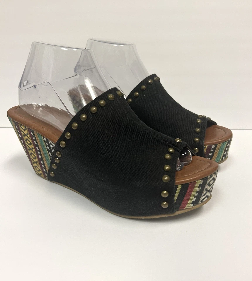 Босоножки женские Rampage на танкетке 9 черные с несколькими заклепками Aztec Y2k богемное 90-е викторина - Изображение 4 из 4