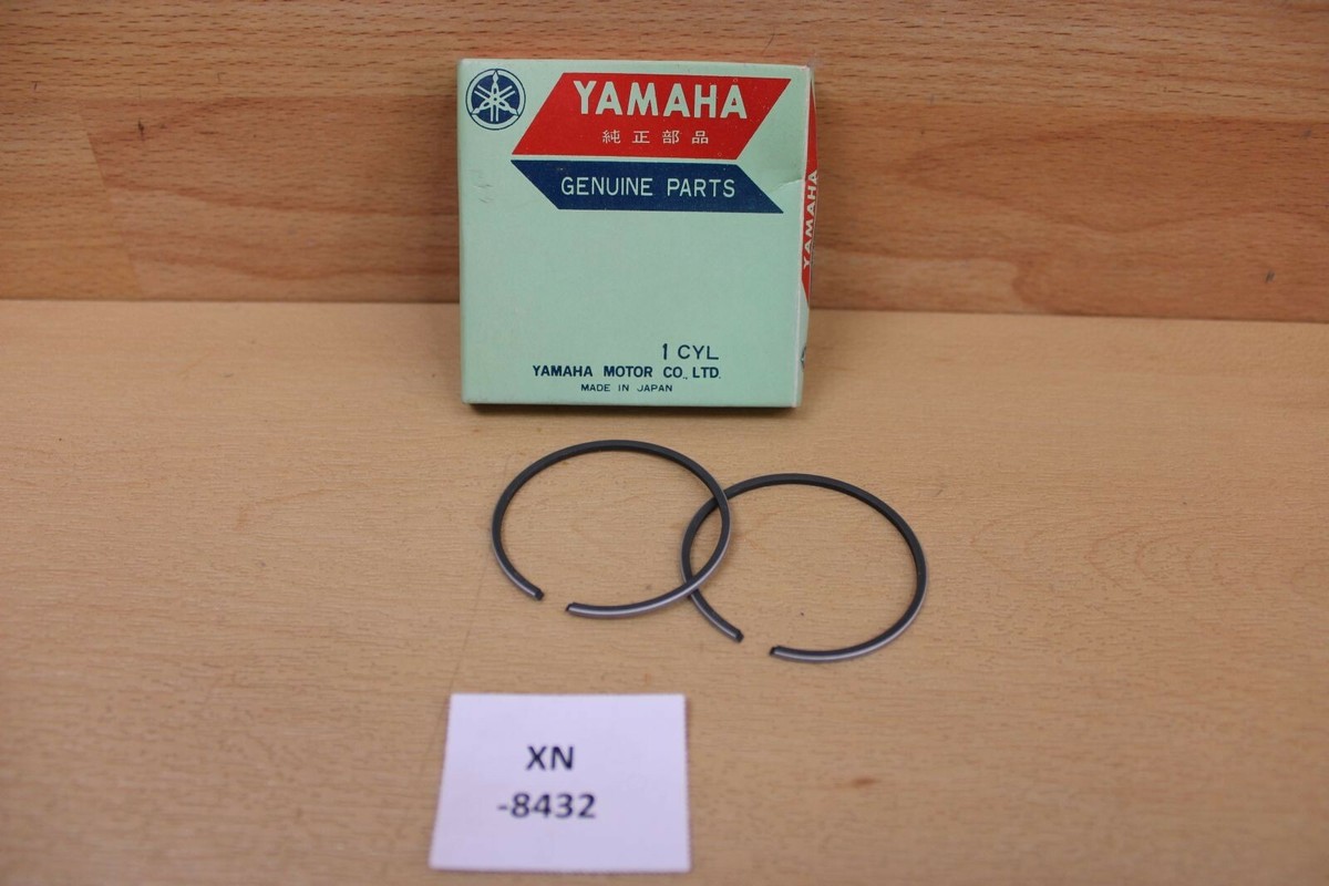 Yamaha 307-11601-41-00 PISTON RINGSET 4TH Genuine NEU NOS xn8432