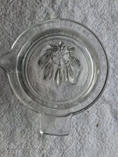 Vintage Clear Glass Citrus Hand Juicer 4" Pour Spout