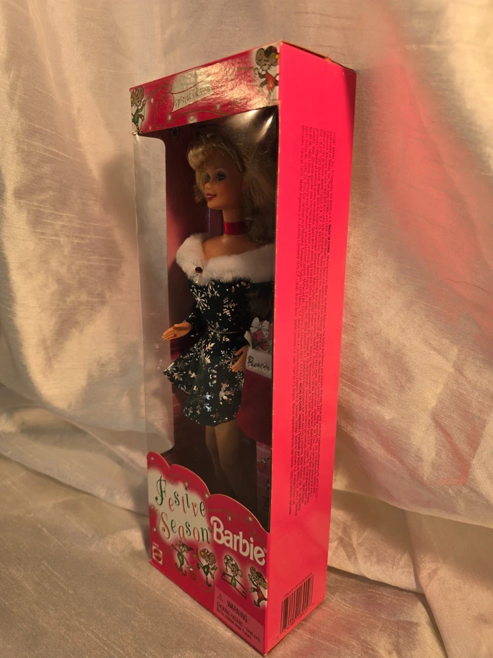 Barbie Temporada Festiva 1997 - Edición Especial - Barbie Coleccionable #3027 Foto 4 de 4