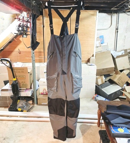 Bass Pro Shops Gore-Tex Bibs Pro Qualifier Size 3XL fishing Overalls