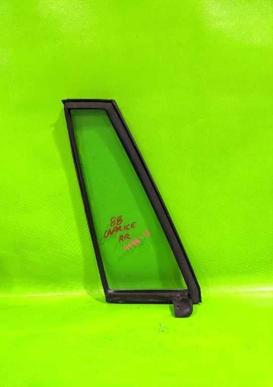 80-90 CAPRICE SDN PASSENGER RIGHT REAR VENT GLASS OEM 4046-13 Foto 2 de 3