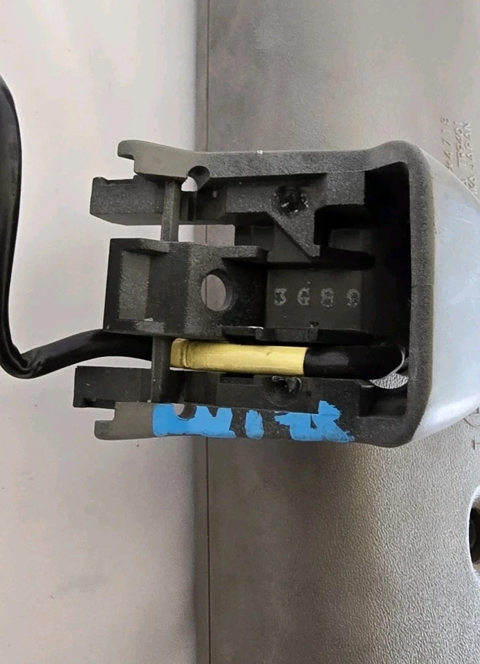 1998-2005 LEXUS GS300 Interior Rear View Mirror 87810-30300-B0 Gray OEM - Image 4 of 4