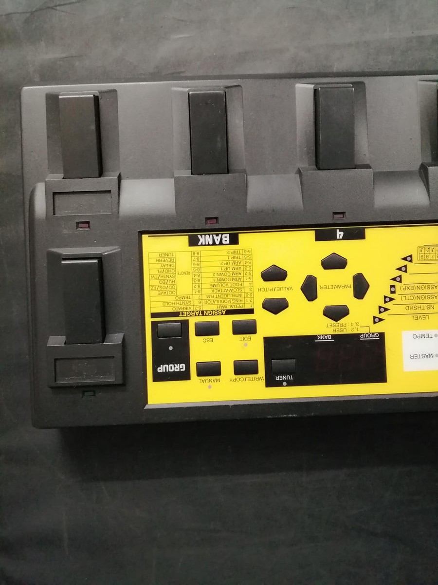 ギター BOSS ME-8B Boss ME-8B Bass Guitar Multieffects Demo - YouTube