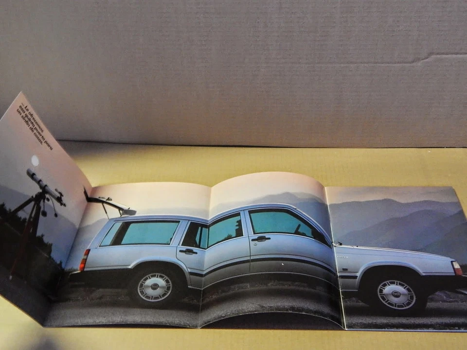 DEPLIANT ORIGINALE VOLVO SERIE 740 LINGUA SPAGNOLO - Immagine 2 di 4