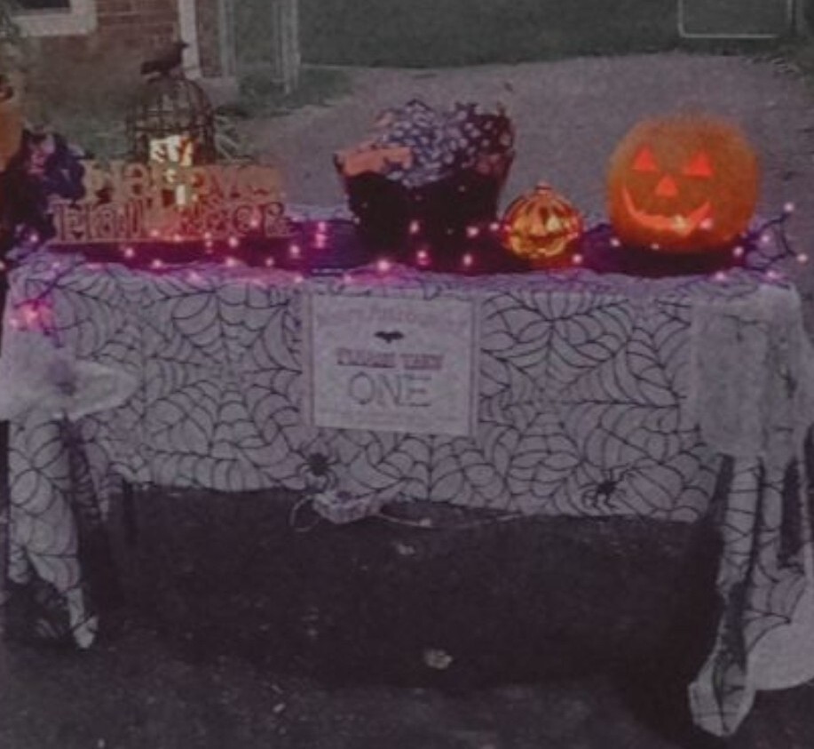 Picture 3 of 10