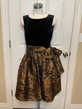 Tahari Arthur S. Levine Black Velvet & Brown Metallic Animal Print Pleat Size 12