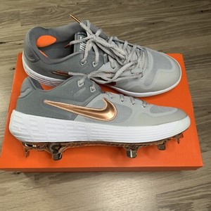 size 2 baseball cleats
