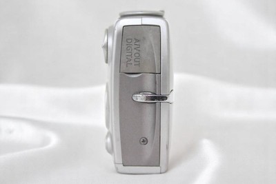 EXC+5] Canon IXY Digital 600 Silver 7.1 MP Compact Digital Camera