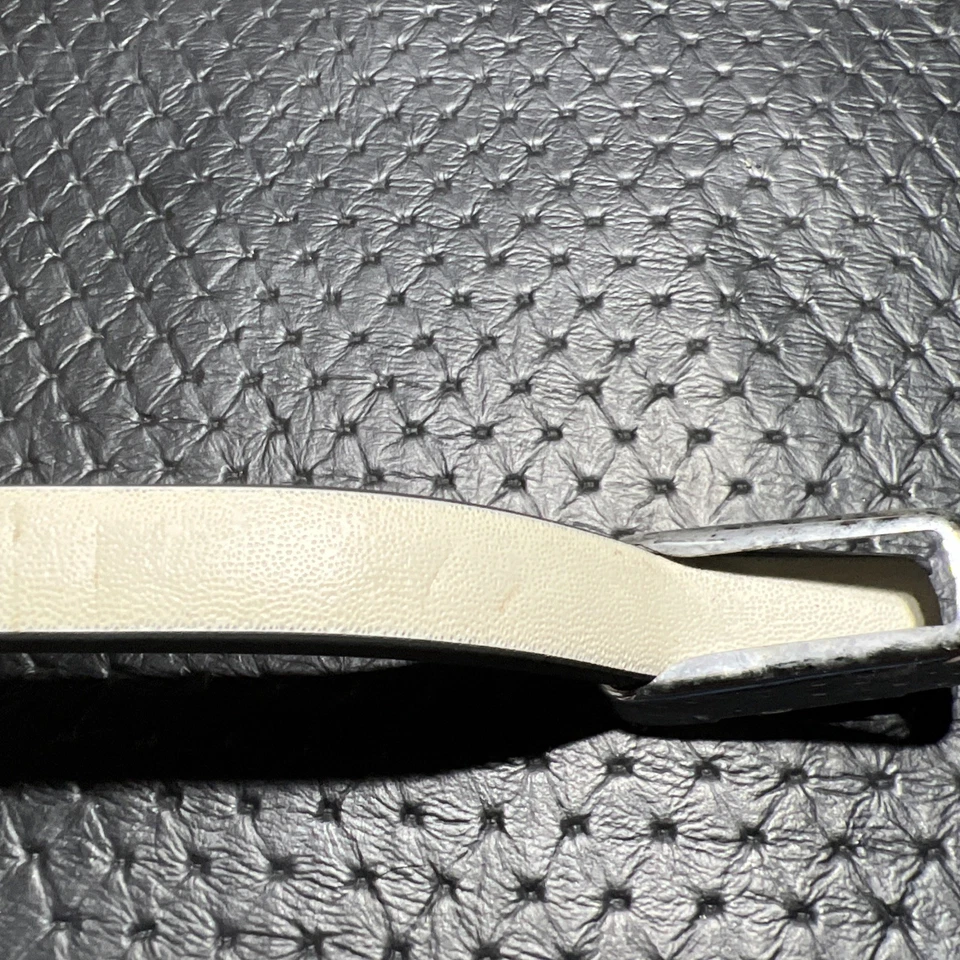 Manija de agarre de techo interior MERCEDES-BENZ S W108 280S A1088100551 1970 Foto 3 de 4