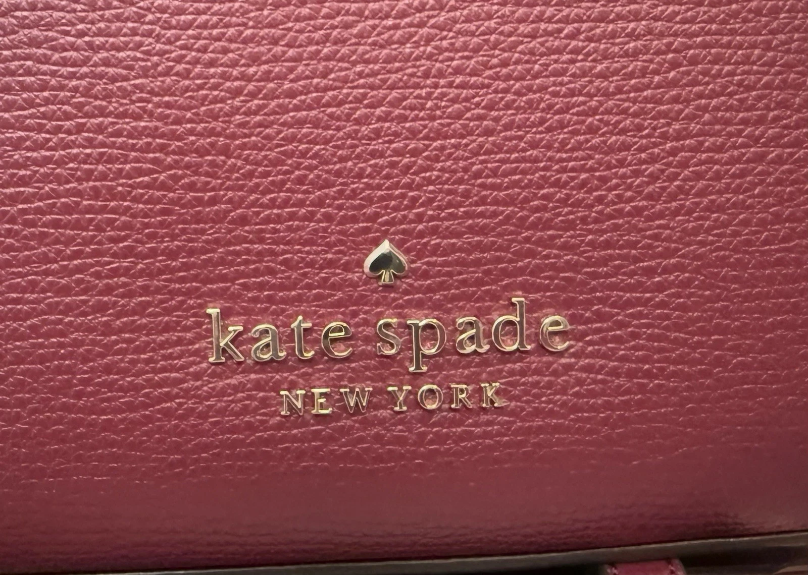 Borsa a tracolla Kate Spade Darcy secchiello mora viola pelle nuova con etichette