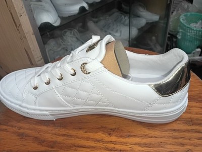 Guess sneaker 8.5  white and gold