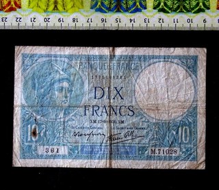 ( FR 1.46 ) Billet FRANCE 10 francs Minerve Année : 1939 .