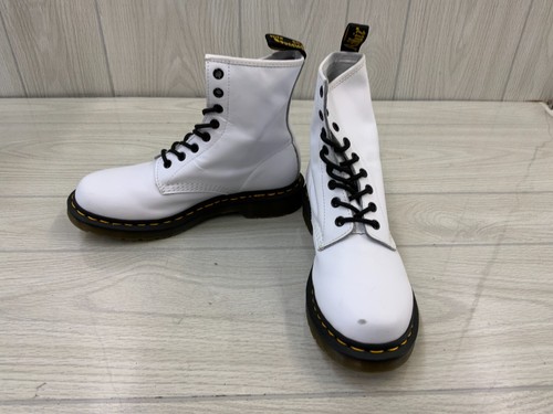 1460 combat boot white