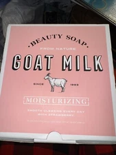 SHOWER MATE - BEAUTY SOAP FROM NATURE Goat Milk With Strawberry 12 Bars 38oz O04