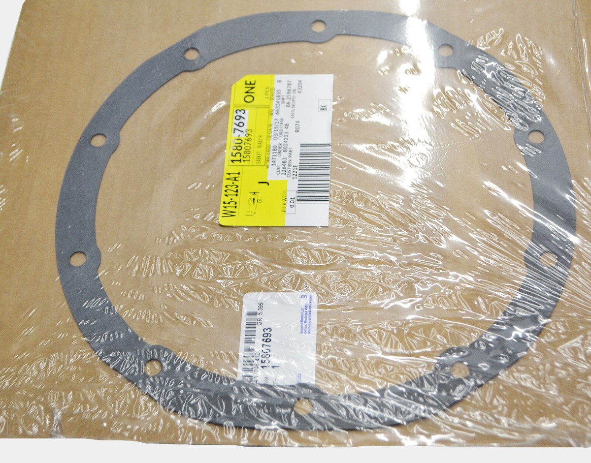 GM OEM 96-12 Avalanche 1500 Rear Suspension Axle Housing GM OEM 96-12 Avalanche 1500 Rear Suspension Axle Housing