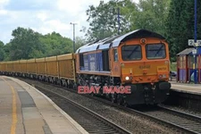 PHOTO  CLASS 66 66731 GB RAILFREIGHT HATTON 10-08-2021