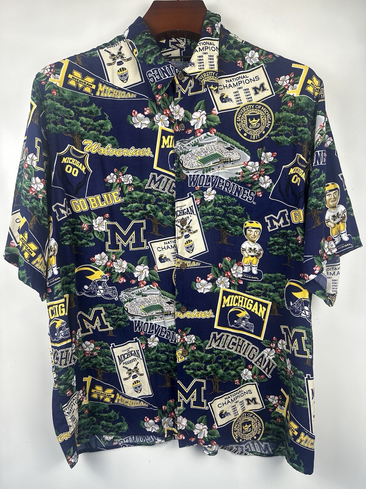 Vintage Michigan Wolverines Reyn Spooner Hawaiian College T-Shirt 90s USA XL