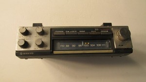 Vintage Sanyo FT 1004 FM Car Stereo Player as is / untested