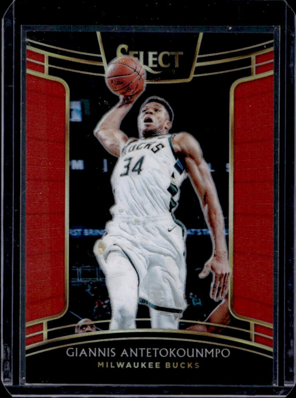 2018-19 Select Giannis Antetokounmpo Red Prizm Concourse #46/199 Bucks