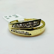 NEW 9ct Diamond Cross Over Ring Size M