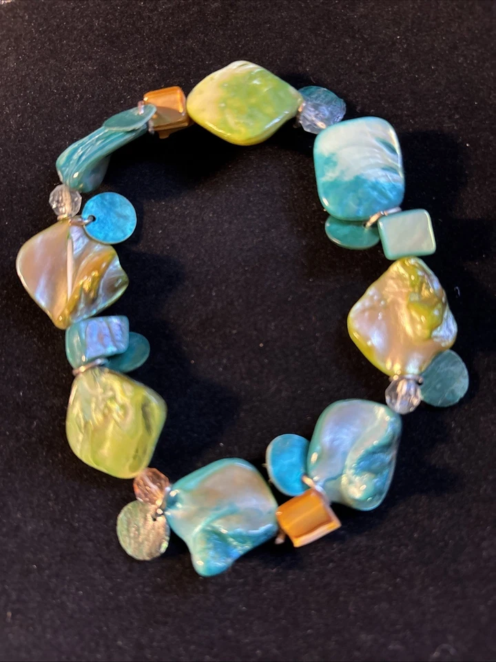 Mother of Pearl/Abalone Shell Bracelet - Image 2 of 2