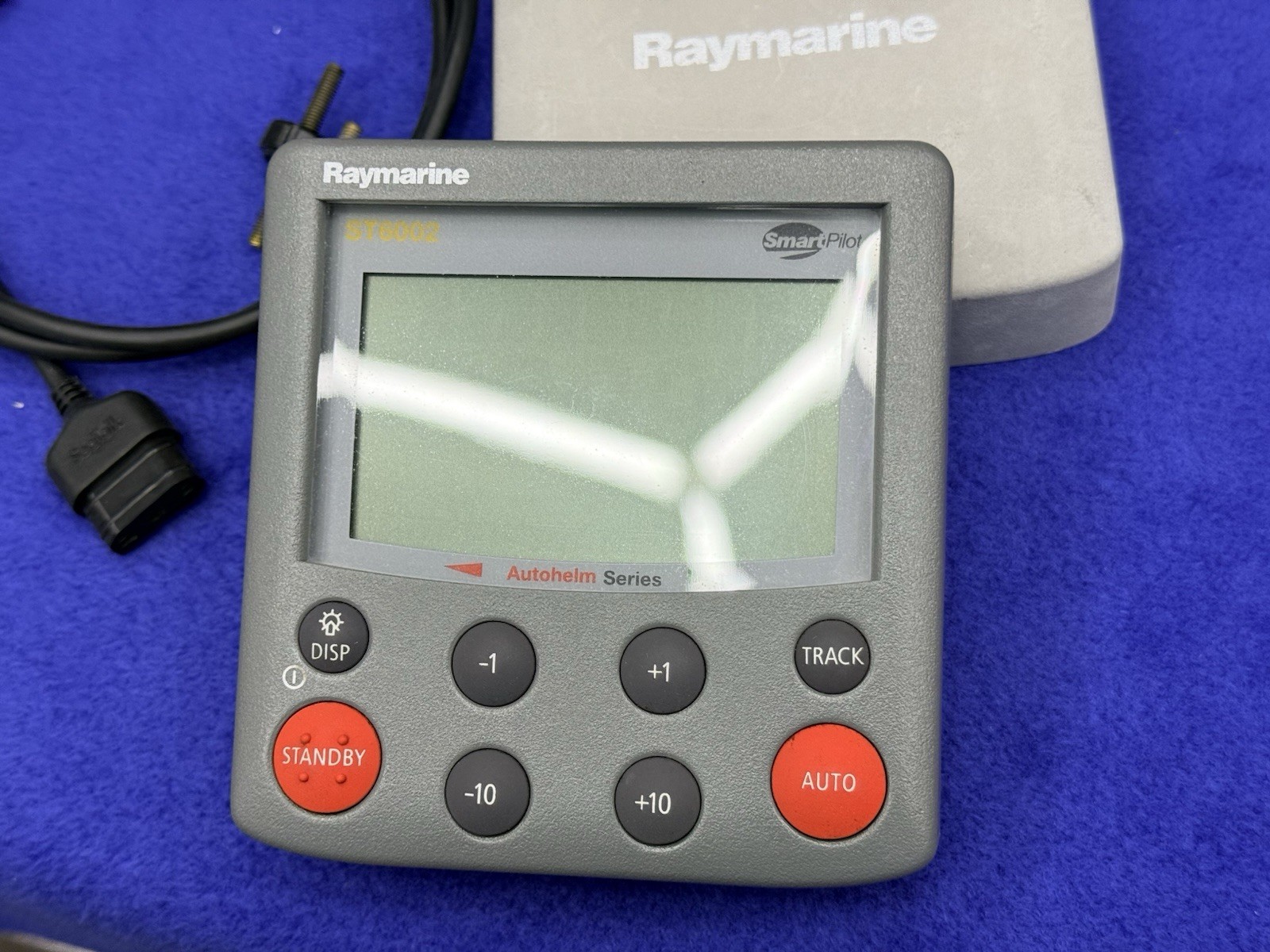 Raymarine ST6002 Smart Pilot Auto Pilot Control Head W/ Cover; Replaces ST6001