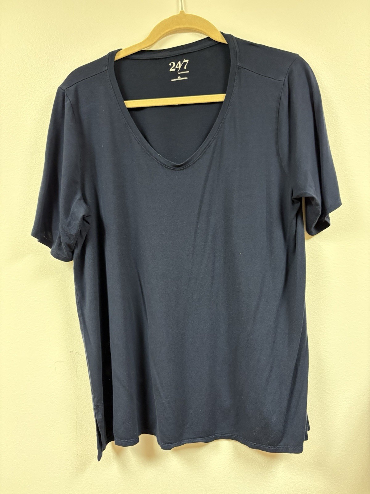 Maurices Women's 24/7 Top XL Slate Scoop Neck Tee Short Sleeve P2P is 21