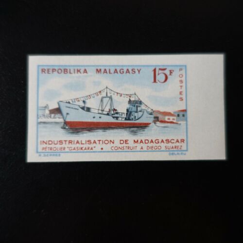 Madagascar N° 375 Oil Tanker Stamp Not Indented Imperfect mint Luxury MNH - Picture 1 of 1
