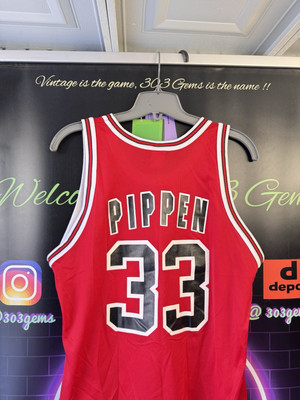 Vintage CHAMPION Chicago Bulls #33 Scottie Pippen NBA Basketball
