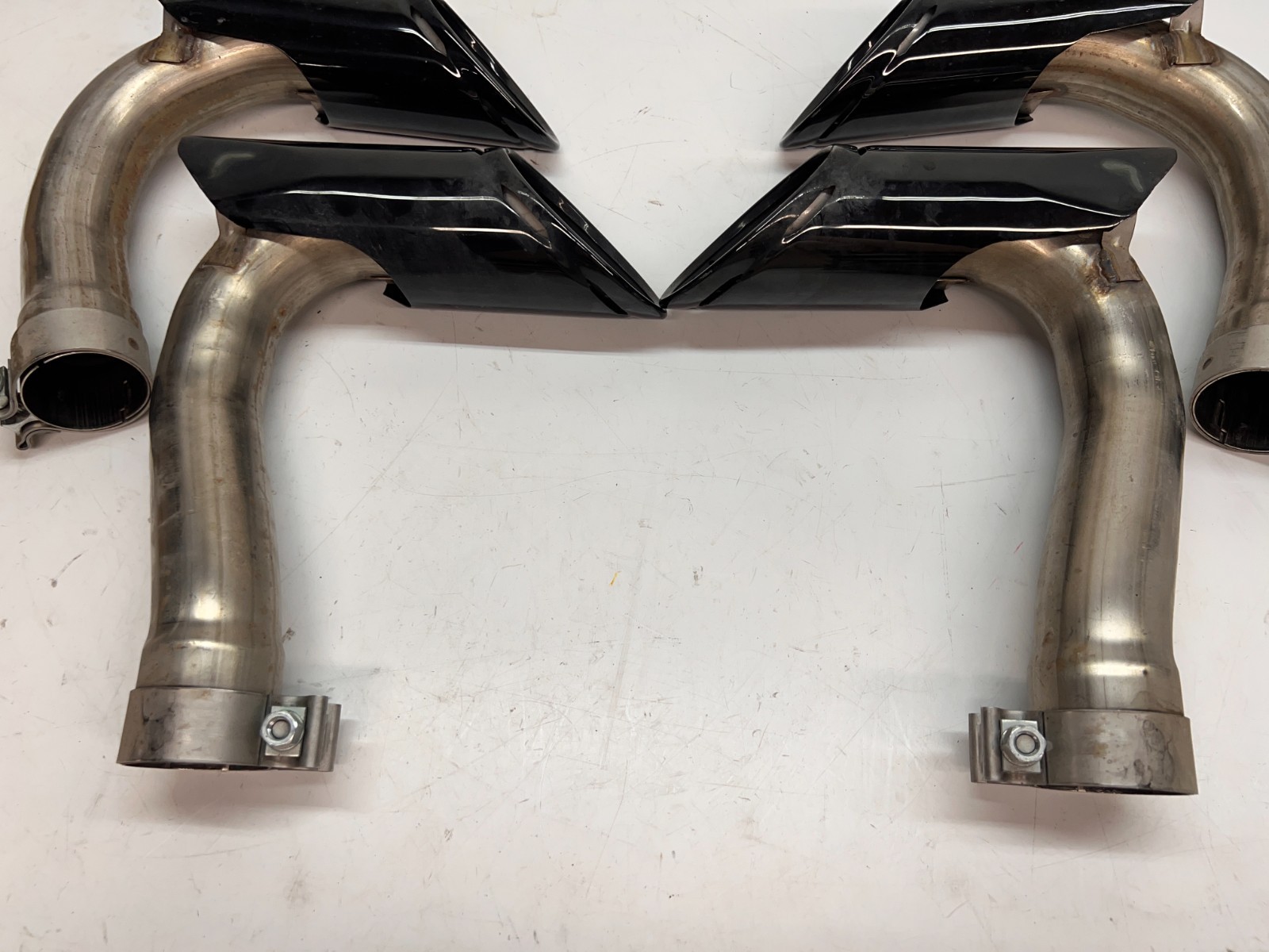 LAMBORGHINI URUS EXHUAST TIPS TAILPIPES GRAPHITE ASSEMBLY OEM 2019-2024